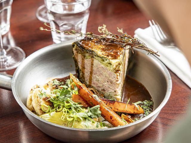 Happy Dock Brasserie Maison 